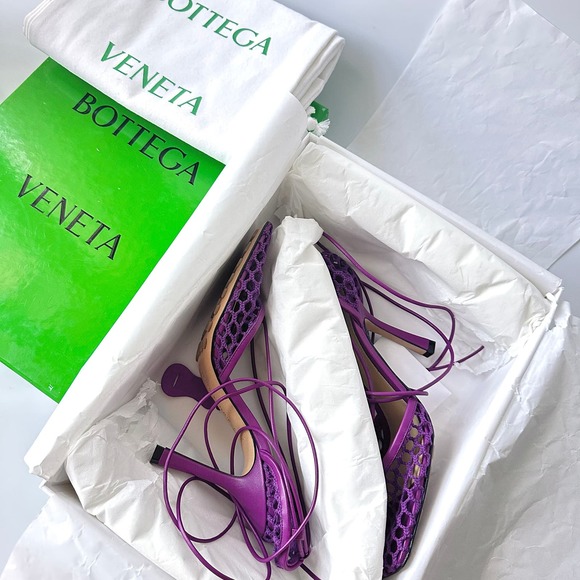 Bottega Veneta Square Toe Stretch Heel - Picture 2 of 7